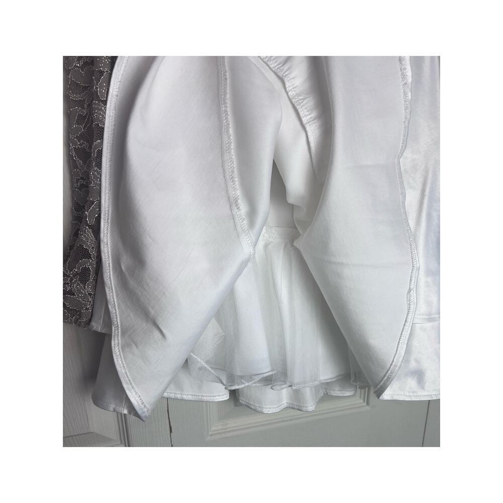 City Triangles Juniors Two Piece Lacey Top & Skirt White, Gold Size 3 - Picture 5 of 8